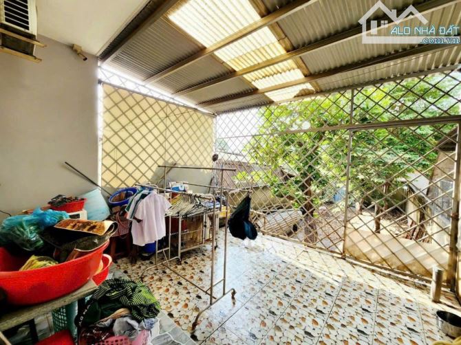 Bán nhà 1 trệt 1 lầu sổ riêng thổ cư p. Tân Hoà - 3