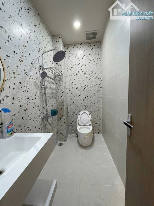 Nhà 3 tầng hẻm 6m phường 4 quận 8 giá 9 tỷ 5 - 3