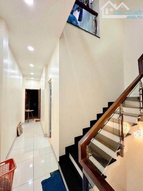 CĂN GÓC 2 MẶT TIỀN - VỊ TRÍ SIÊU ĐỈNH- HẺM 8M- TÂN QUÝ- TÂN PHÚ- DT 4X13- 4 TẦNG - 3