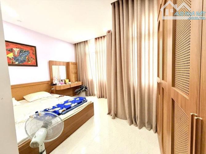 NHÀ 4 TẦNG HXH ĐƯỜNG SỐ 24 – GẦN PHẠM VĂN ĐỒNG, F LINH ĐÔNG TP THỦ ĐỨC GIÁ 6.8 TỶ (TL) - 3