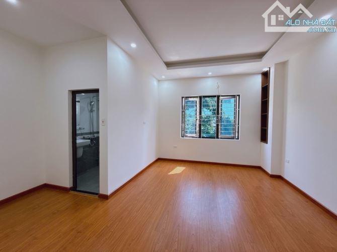 NHÀ MỚI KÍNH COONG, 2 THOÁNG, Ô TÔ QUA NHÀ - 3