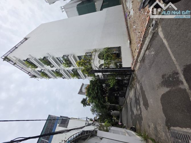 Bán 106m2 đất ngọc thụy ngõ ô tô gần phố cực hiếm - 3