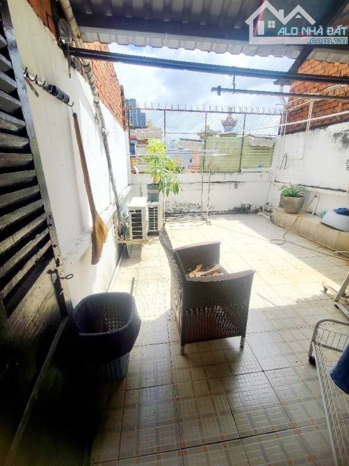 VIEW SÔNG - NHÀ 2 MẶT TIỀN - NGAY CHỢ BÌNH ĐÔNG - NHÀ 4 TẦNG - 110M2 - 3