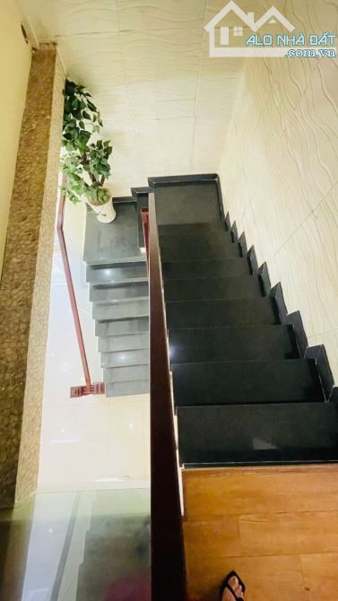 ❤🏠 NHÀ QUẬN 3-CMT8 –VÀI BƯỚC RA HẺM XE HƠI - 51M2(4X13)- 2TẦNG - CHỈ 6.5 TỶ. - 3
