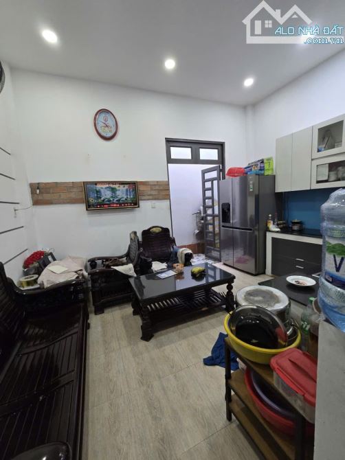 Bán nhà đường số 22 Lê Văn Quới hẻm xe hơi gần mặt tiền 52m2,3 Tầng Nhỉnh 5 tỷ - 3