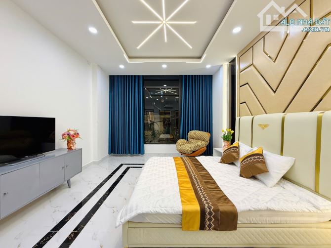 💸💸Bán Căn nhà 4Tầng _Xe hơi đậu trong nhà - 3