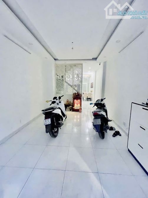 CAO THẮNG QUẬN 10 - HXH ĐỖ CỬA, 30M RA Ô TÔ TRÁNH - 53M2 (4x13) VUÔNG VỨC KO LỖI - 4 TẦNG - 3