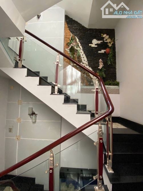 QUẬN 10 - NGAY HỌC VIỆN HÀNH CHÍNH 3 THÁNG 2 - 61M2 4 TẦNG, (4x14.5) NỞ HẬU TÀI LỘC - 3