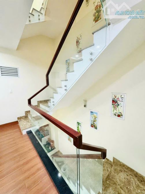 Chỉ 22 Tỷ-Nhà 1 Hầm 4 Tầng DT:80m2(4mx20m) Đường Rộng 32m,An Phú-An Khánh,Quận 2 - 4