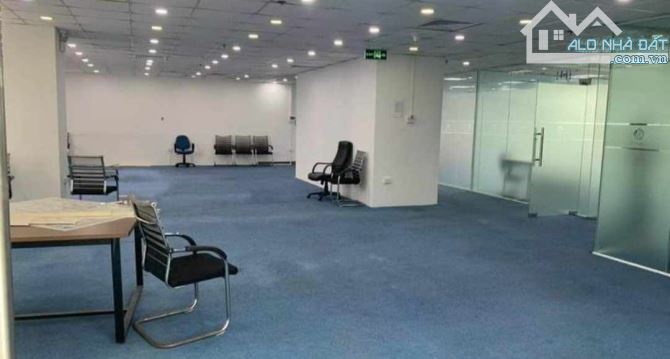 (LÔ GÓC 2 MẶT TỀN) TÒA 9T PHỐ HOÀNG QUỐC VIỆT 96M2 MT: 7.2M - VỊ TRÍ NGÃ BA - HĐ 210TR/T. - 4