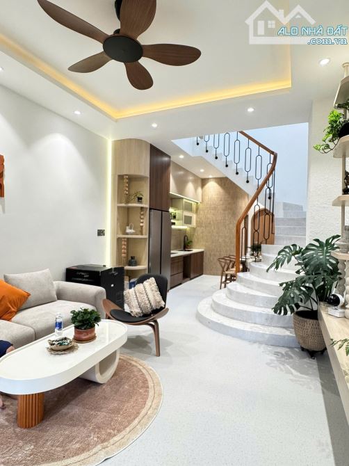 Nhà mới Trần Nhật Duật gần TP Cà Phê Trung Nguyên - 4