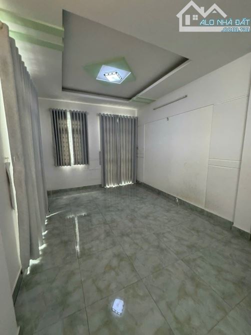 CĂN GÓC 2 MẶT TIỀN 5 TẦNG - 5PN - 75M2 (4,1x18) HOÀN CÔNG ĐỦ - GẦN TRƯỜNG HỌC, SIÊU THỊ - - 4