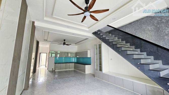Nhà Định Hòa 1 trệt 1 lầu 4,9x23m | 60m2 thổ cư - 4