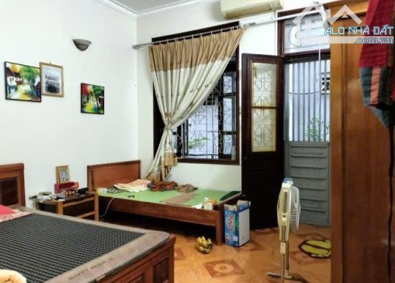 12,25 TỶ = 50M2. MT: 4,2M. 4 TẦNG, 4 NGỦ. TRẦN THÁI TÔNG, CẦU GIẤY. - 4