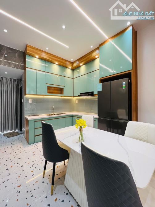 Nhà đẹp 54.6m2 ngay Đường Số 5, Thủ Đức. Giá: 3 Tỷ 090. SHR, đang cho thuê 13 tr / tháng - 4