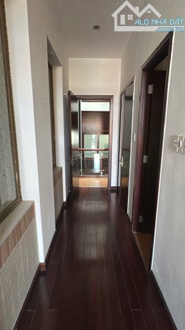 Cho thuê nhà 4.5 tầng Phan Đăng Lưu giá 25tr/tháng 5x20=100m - 4