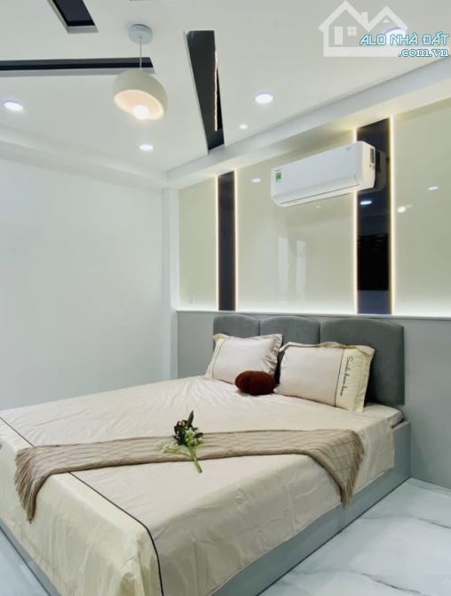 ĐẦU TƯ SINH LỜI TỐT BÁN NHÀ TRẦN HUY LIỆU, P15, PHÚ NHUẬN. GIÁ 5TỶ840/ 79,8M2 (4,2x19M) - 4