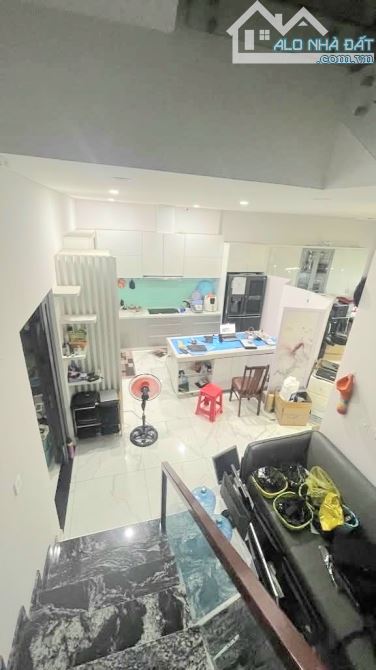 Bán toà nhà VP 5 tầng 120m² – khu phân lô Quận 7 – giá 22.5 tỷ - 4