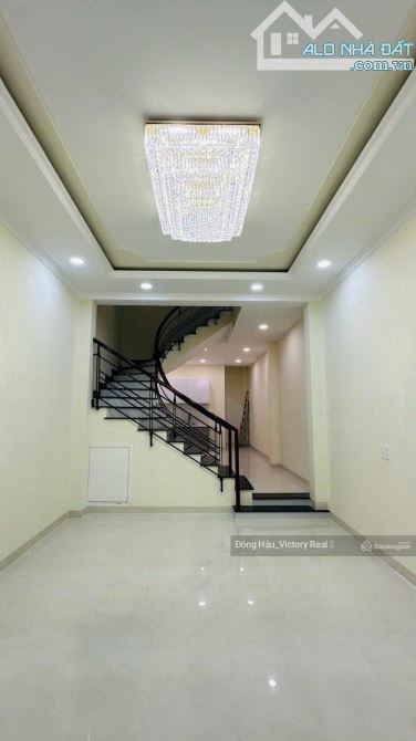 Nhà Mới 100% - Hẻm Xe Tải - Ni Sư Huỳnh Liên - DT 50m2 - 4 tầng - giá 9.6 tỷ TL - 4