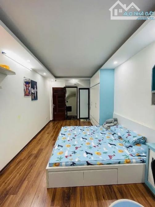 BÁN NHÀ KHƯƠNG ĐÌNH, THANH XUÂN, VF3 ĐỖ CỬA, 68M RA MẶT PHỐ, 6 TẦNG, GIÁ 8,6 TỶ - 4