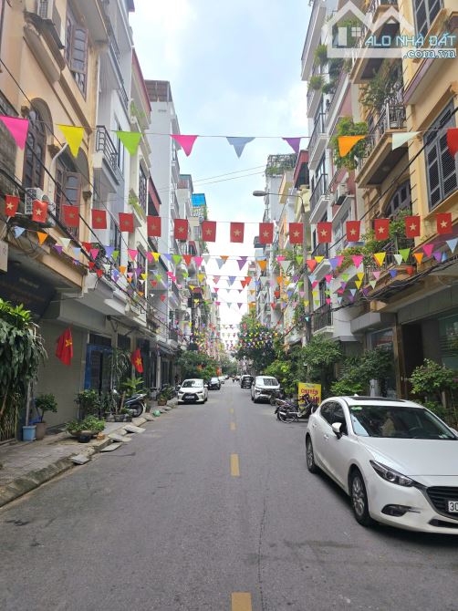 Bán nhà mặt phố Lý Thường Kiệt, Hà Đông - Phân lô vỉa hè - Kinh doanh tốt 40m2 - 14.X Tỷ - 4