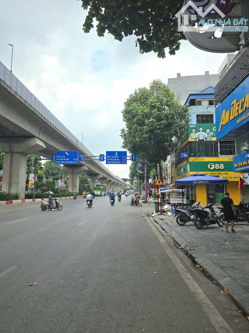 🏡🏠 Phân Lô Vỉa Hè Oto Tránh - Mặt Ngõ Kinh Doanh - 3 Bước Chân Ra Đường Quang Trung - 4