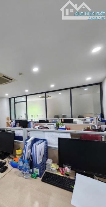 BÁN NHÀ PHÂN LÔ CÔNG AN – Ô TÔ TRÁNH – 2 MẶT NGÕ THOÁNG – CÁCH PHỐ NGUYỄN KHUYẾN 20M - 4