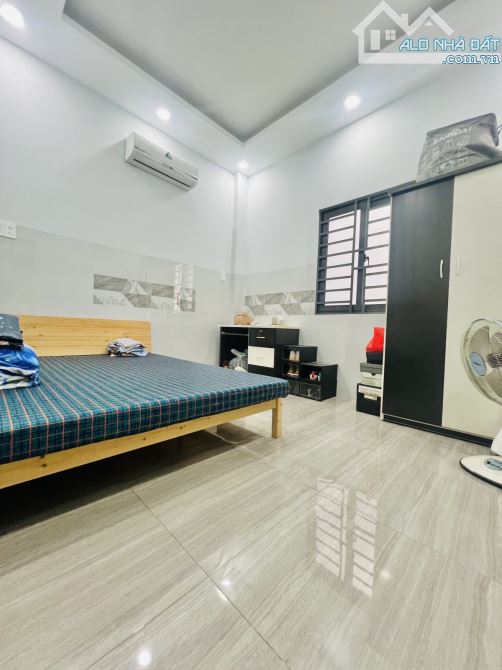 Mặt Tiền Kinh Doanh Nguyễn Bá Tòng, Tân Bình, 70m2, 4 Tầng, Chỉ 10 Tỷ - 4