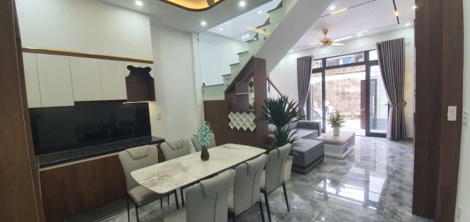 GIÁ QUÁ RẺ ! NHÀ ĐẸP kiệt Ô TÔ đg HOÀNG VĂN THÁI ĐÀ NẴNG, 4,5m x13,7m, 2 TẦNG 3 PN - 4