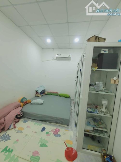 Bán nhà đẹp 2 tầng Cách Mạng Tháng 8 Tân Bình, 36m2 tặng nội thất nhỉnh 4 tỷ. - 4