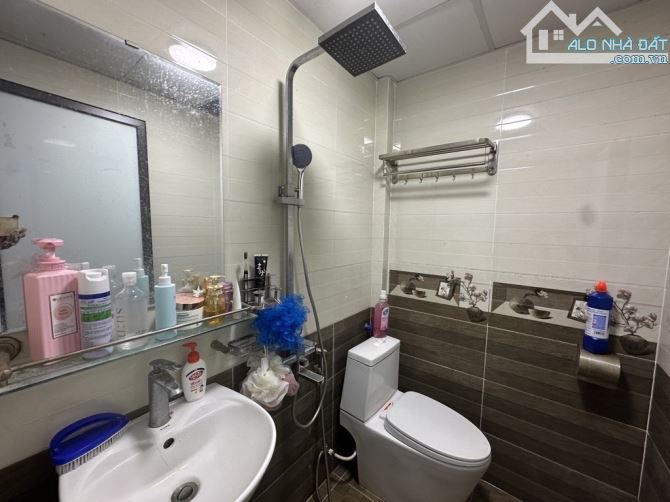 NGUYỄN KHANG 51M CHỈ 7,9 TỶ NHÀ ĐẸP,FULL NỘI THẤT,GẦN BÃI GỦI XE,NGÕ THÔNG - 4