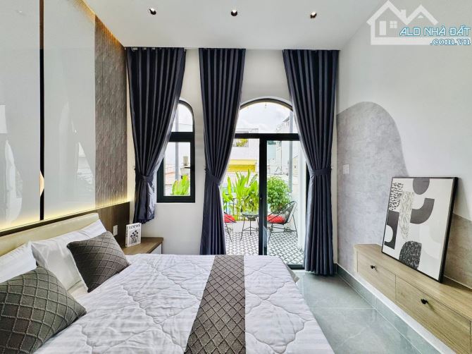Bán nhà đẹp Phạm Văn Chiêu, Gò Vấp, 3 PN ( có ngủ trệt ) gần chợ, full nội thất, 5 tỷ + - 4