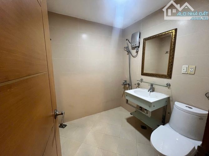 Bán căn hộ Hoàng Kim Thế Gia 81m², 3PN-2WC, Mặt tiền Trương Phước Phan, SHR, chỉ hơn 3 tỷ - 4