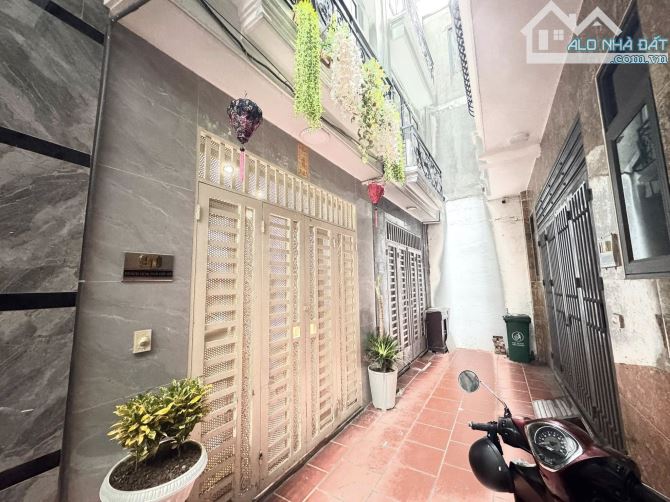 Nhà đẹp phố Gốc Đề, thiết kế đẹp, full nội thất sang trọng, ngõ nông thoáng, gần oto đỗ. - 4