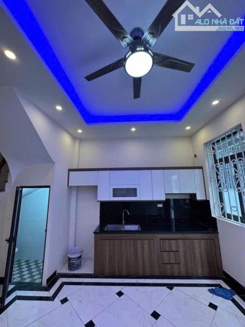 CẦN B.ÁN GẤP NHÀ HÀ ĐÔNG - 30m x 5 tầng  FULL NỘI THẤT - GẦN TRỤC CHÍNH QUANG TRUNG, TRUNG - 4
