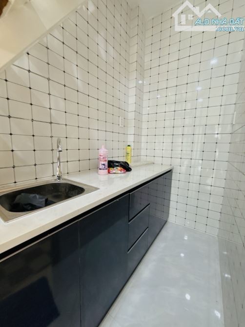 BÁN NHÀ HXH ĐƯỜNG NGUYỄN THƯỢNG HIỀN, BÌNH THẠNH, 17M2X2.8MX2 TẦNG, CHỈ 3.5 TỶ - 4