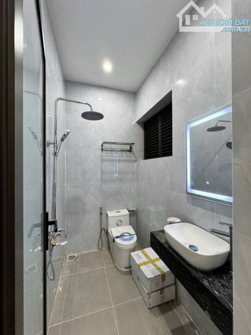 CĂN HOMESTAY CÁCH BIỂN 300M DUY NHẤT MỚI ĐẸP,GIÁ CHỈ 9TY8 CHO GẦN 100M2 NGANG 5M VUÔNG VẮN - 4