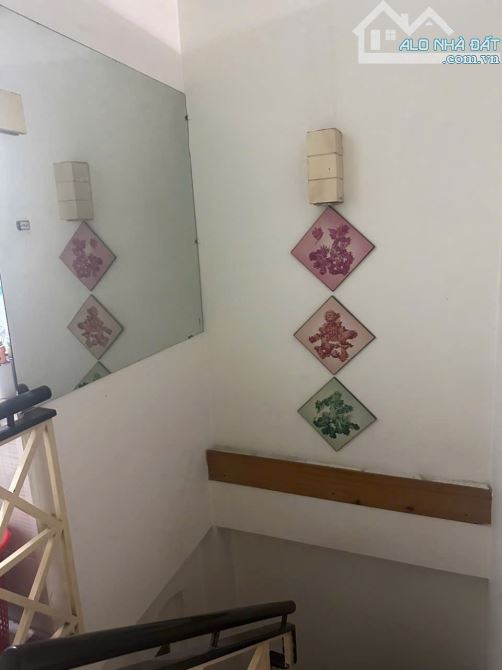 Nhà 2 tầng MẶT TIỀN đường QUANG TRUNG phường 10 Quận GÒ VẤP, DT 54m2 (3,15x16,8) giá : 9,5 - 4