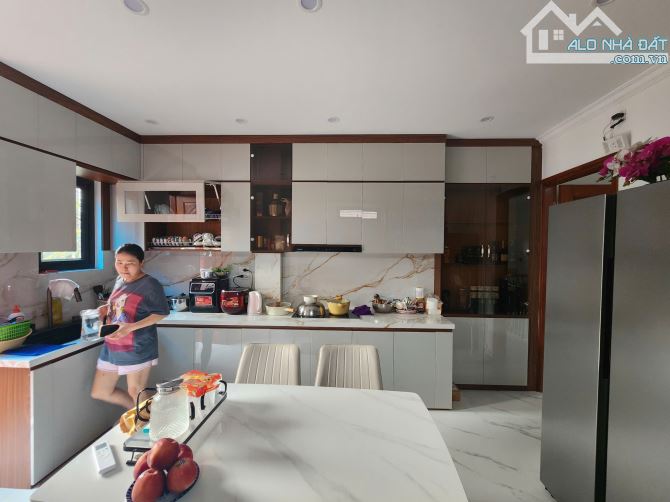 Hồng Mai, Hai Bà Trưng, 50m x 5T, MT 4,8m, 4 NGỦ, THANG MÁY, chỉ 16,5 tỷ - 4