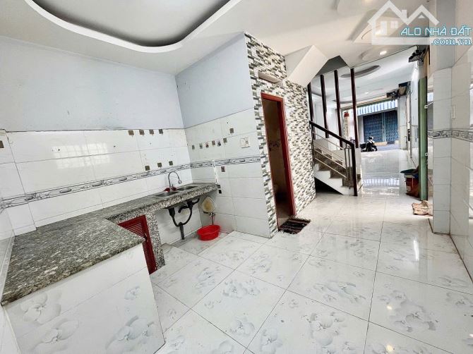 Cho thuê Nhà góc 2 mặt tiền hẻm Dạ Nam, P3,Q8 - 4