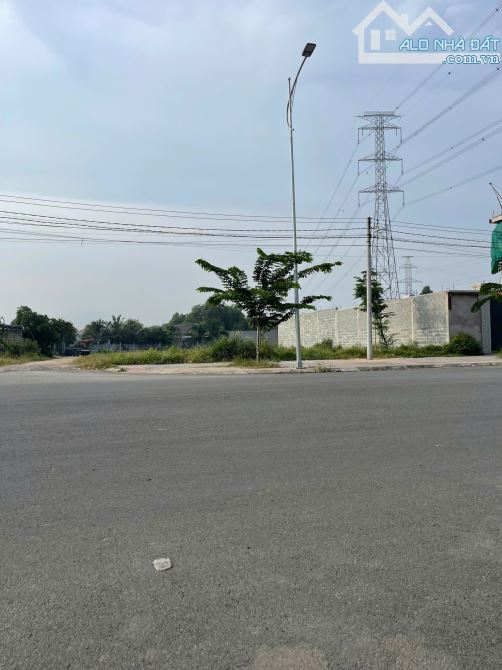 BÁN ĐẤT MẶT TIỀN ĐƯỜNG D10 - MỸ XUÂN - PHÚ MỸ. ĐƯỜNG RỘNG 30M