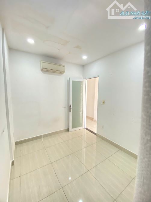 Nhà mặt tiền Minh Phụng, Trệt 4 Lầu ST, 6PN 5WC, 4x12m, 40TR - 4