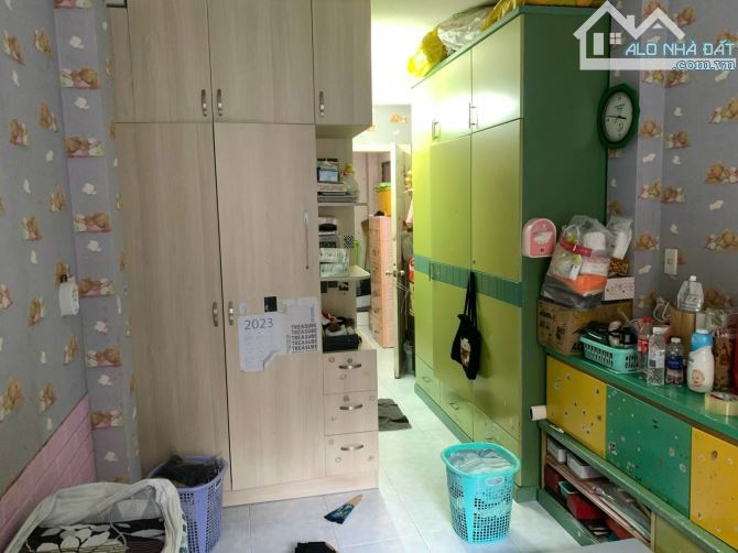 Tòa 5 tầng , Nhỉn 4T , Bùi Viện Q1 , Sát Chợ Bến Thành - 4
