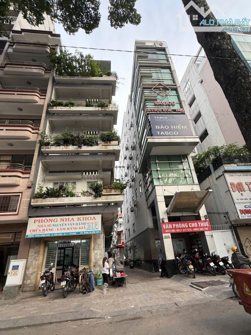 NHỈN 4T ,NGAY TRẦN HƯNG ĐẠO Q.1 ,SÁT CHỢ BẾN THÀNH - 4