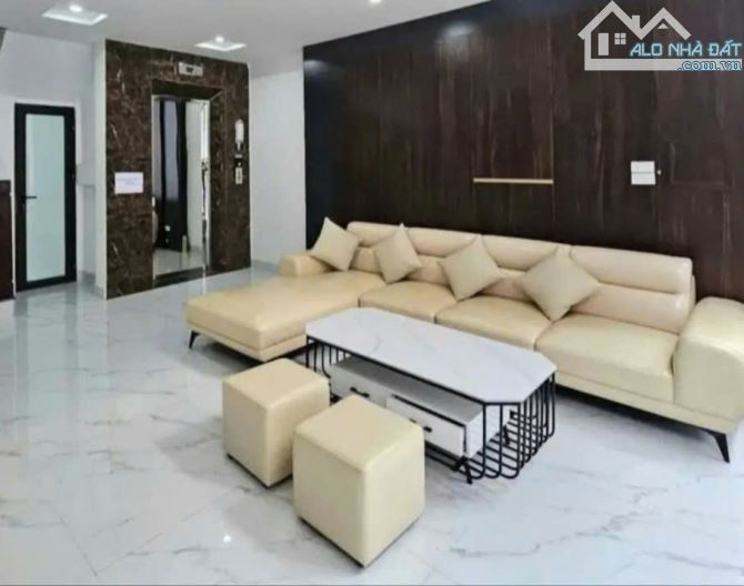 AI NHANH. NHÀ HÀNG XÓM VINHOMS RIVERSIDE, LÔ GÓC, Ô TÔ TRÁNH,GA RA Ô TÔ, THANG MÁY,GIÁ HỜI - 4