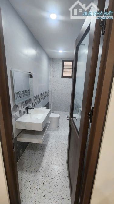 cho thuê nhà văn phòng khu Himlam 5x20 có hầm nhà mới đẹp giá 55 tr/ tháng - 4