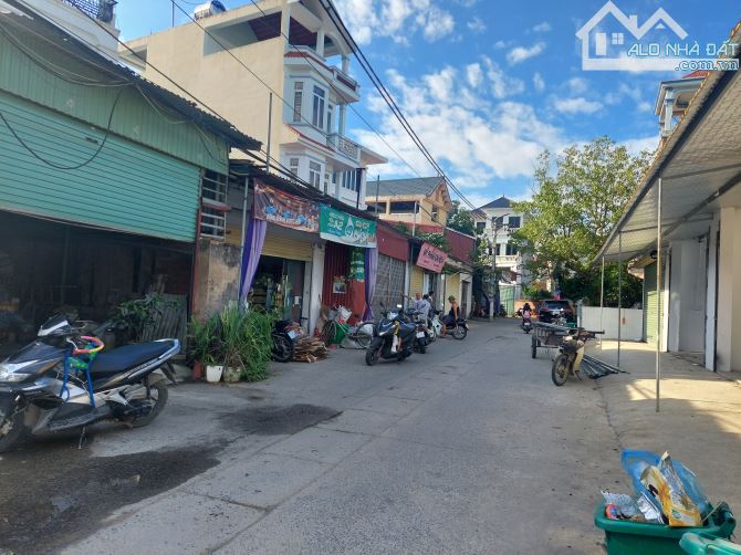 CĂN NHÀ 3 TẦNG, MẶT KINH DOANH, MỚI KÍNH COONG, ĐƯỜNG THÔNG, Ô TÔ 7 CHỖ TRÁNH NHAU THOẢI M - 4