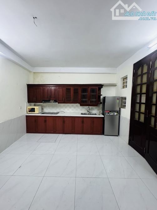Bán nhà ngay khu ngã tư sở rất đẹp - 4