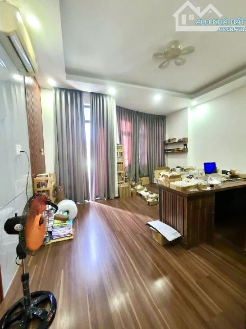 NHỈNH 8 TỶ – NHÀ ĐẸP QUANG TRUNG GÒ VẤP, NGANG 5M – HẺM XE TẢI- 68m2 - 4