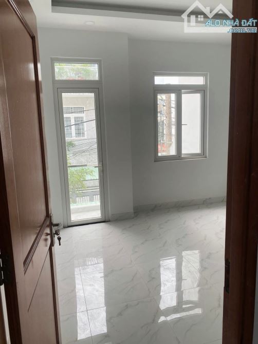 NHÀ ĐẸP HIẾM 6.3 TỶ - 3 TẦNG 4PN VỊ TRÍ VÀNG - NHÀ MỚI XÁCH VALI VÀO Ở - 4